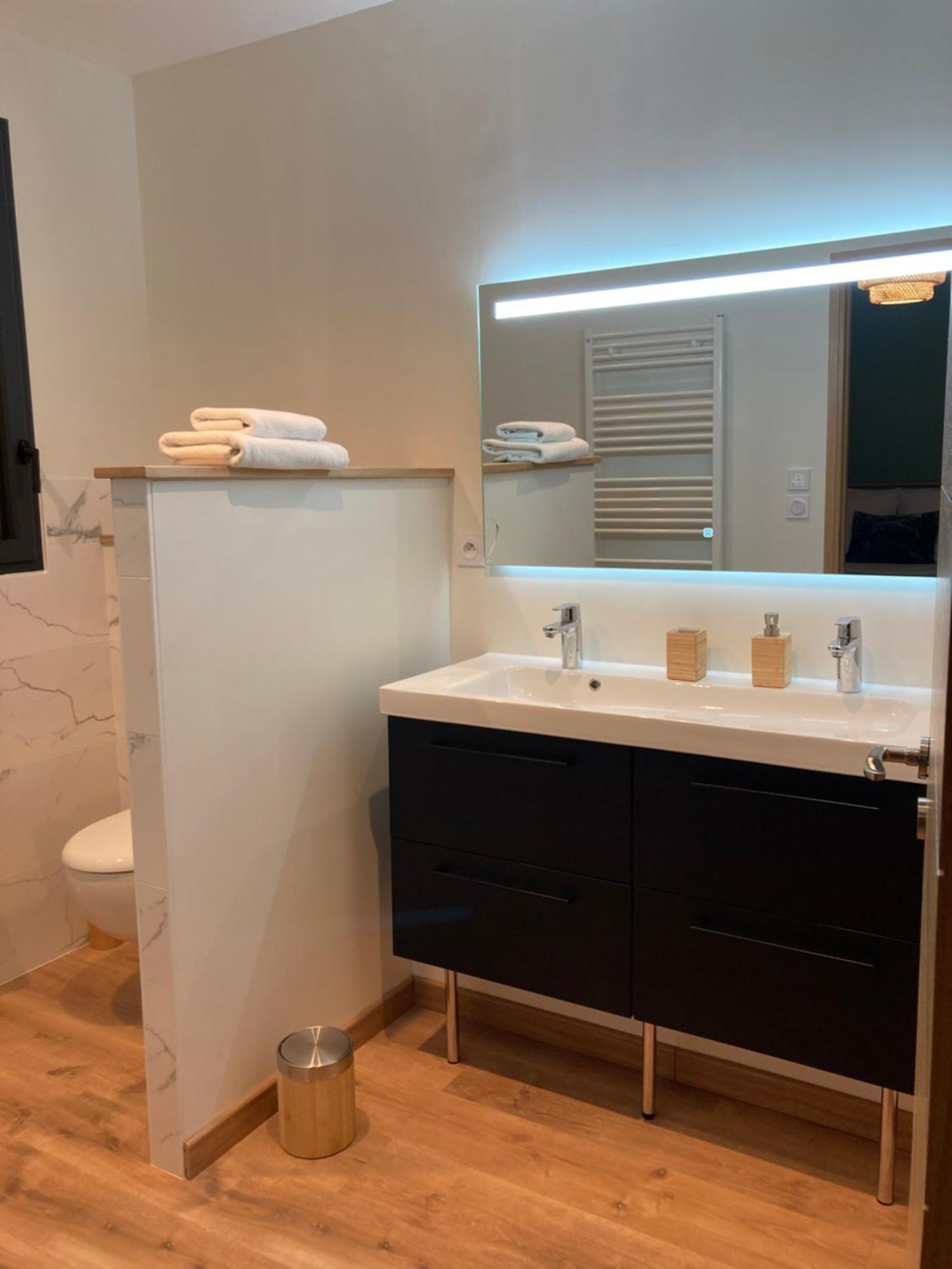 Le 51 Bis Villa Châteauroux Екстериор снимка