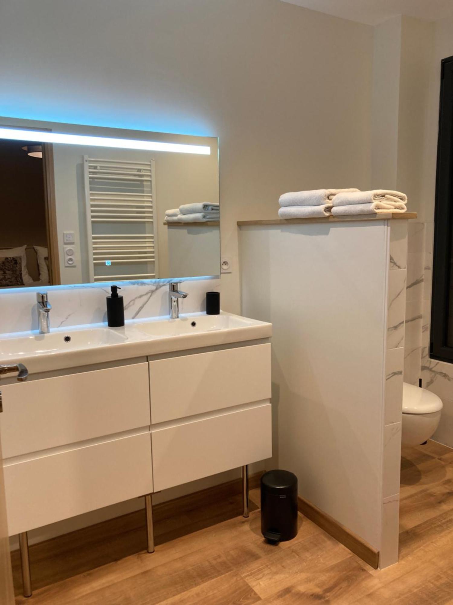 Le 51 Bis Villa Châteauroux Екстериор снимка